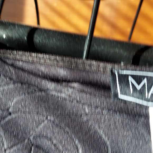 Peplum top - Picture 3 of 4